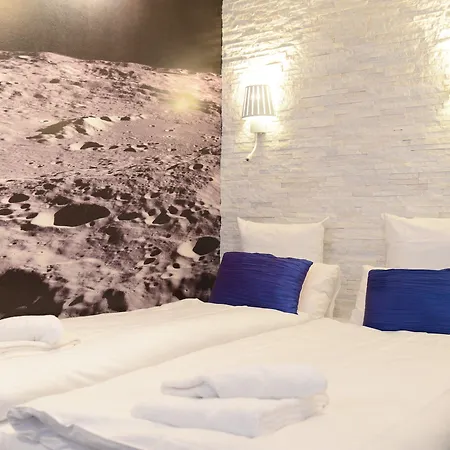 Malar Hotel